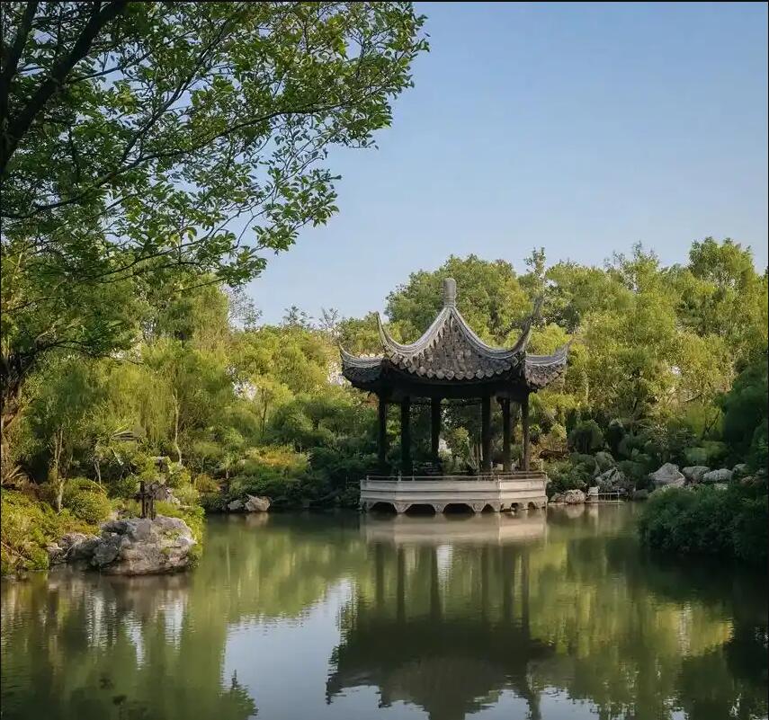 五大连池半知餐饮有限公司